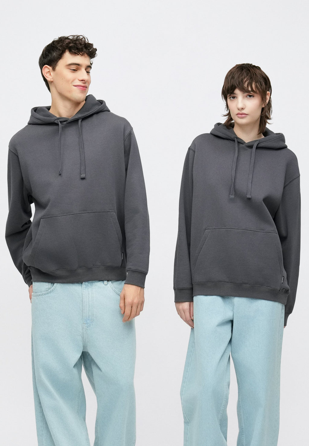 YOURTURN UNISEX RELAXED FIT HOODIE