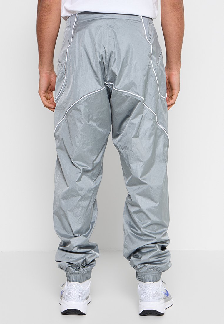 Nike Sportswear JACQUEMUS