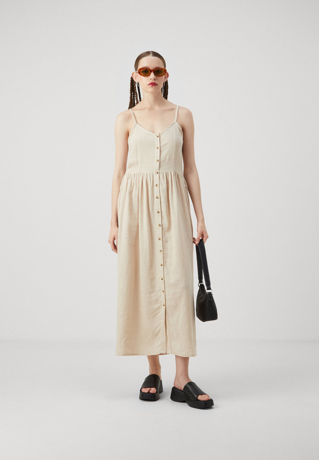 ONLTOKYO LIFE STRAP DRESS Media 2
