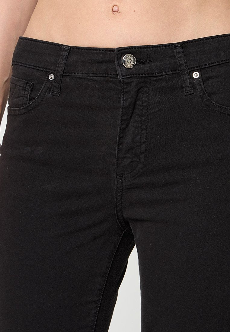 Armani Exchange Jeans Skinny Fit Media 5