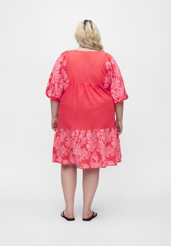 Vero Moda Curve VMCTIPPE TROPA