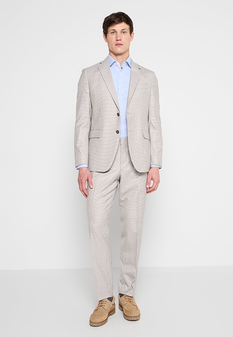 Michael Kors SLIM FIT