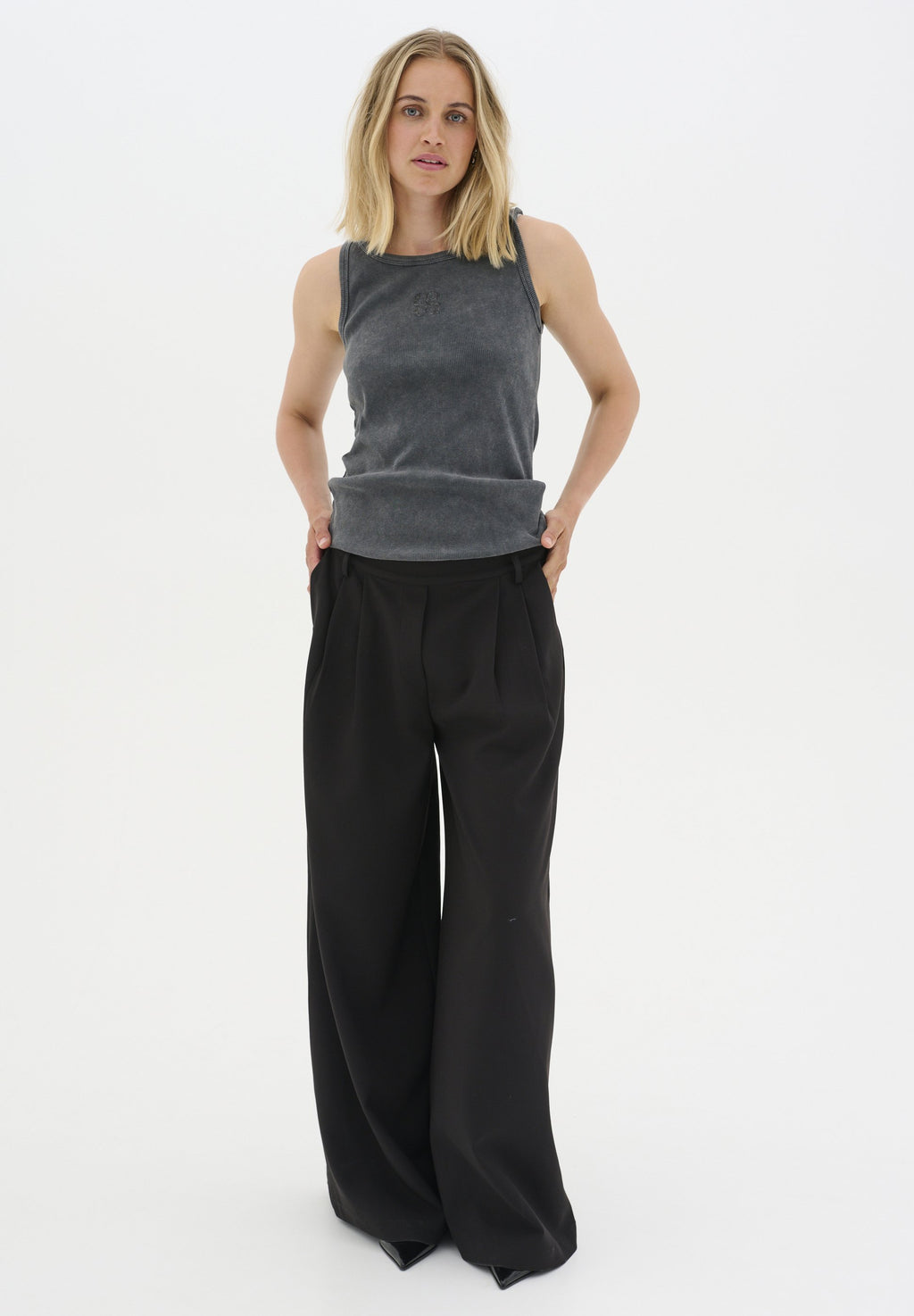 My Essential Wardrobe MW08 THE MANDY