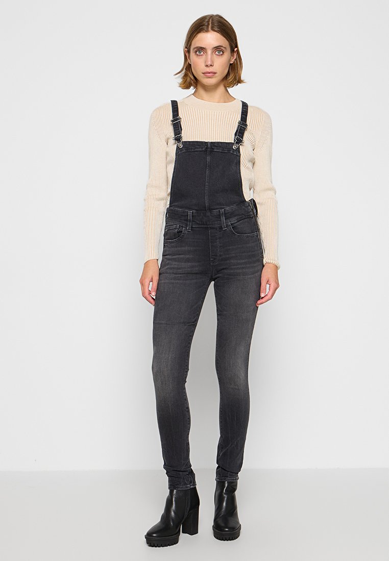 lynn skinny fit Media 1