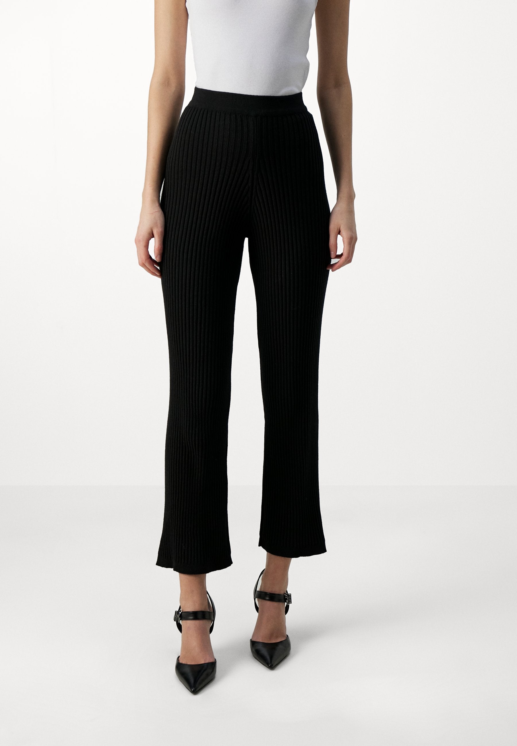 STUDIO ID PANTS