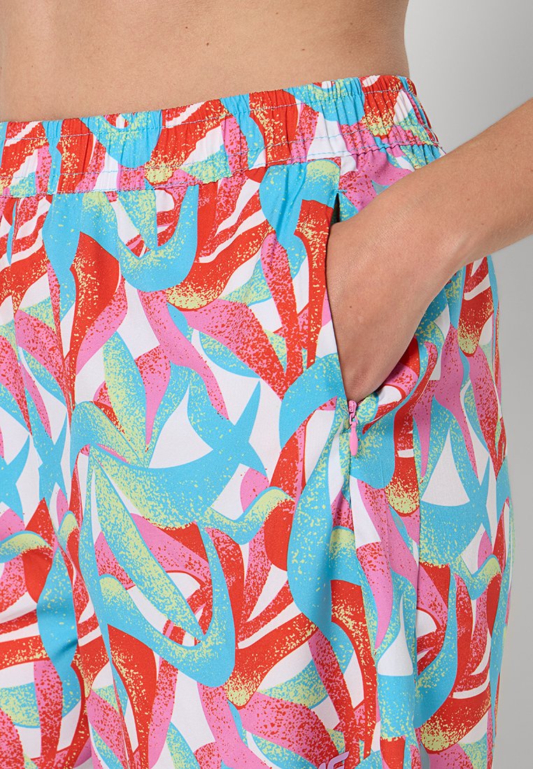4F BOARD SHORTS F136