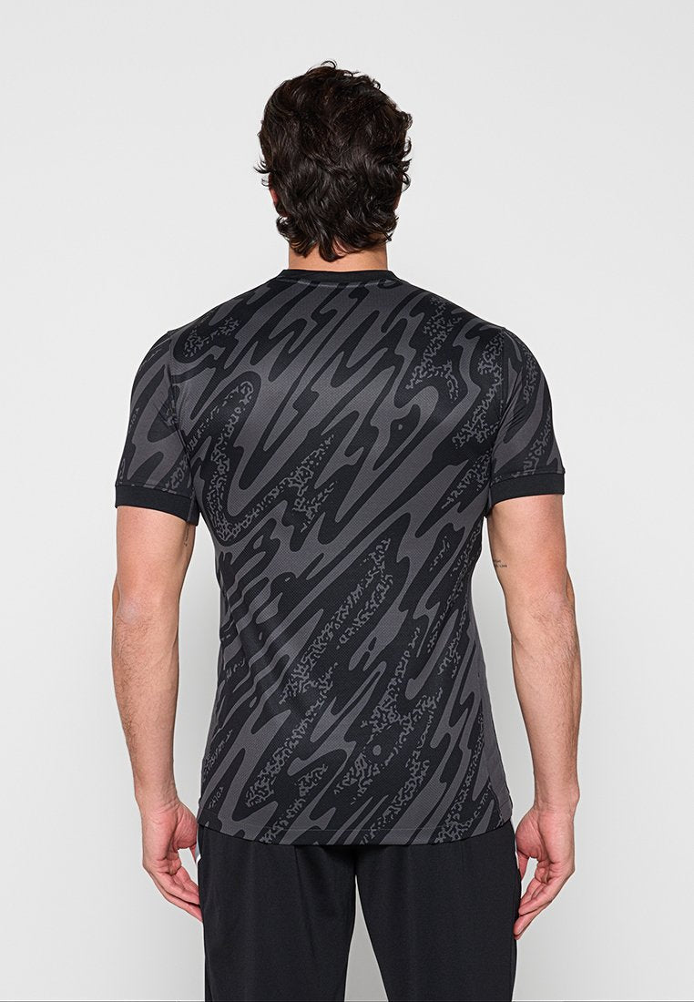 Nike Performance SLIM FIT