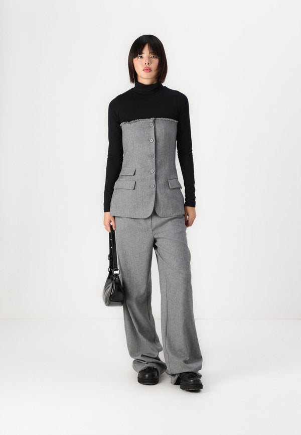 Vero Moda VMESTHER BANDEAU WAISTCOAT
