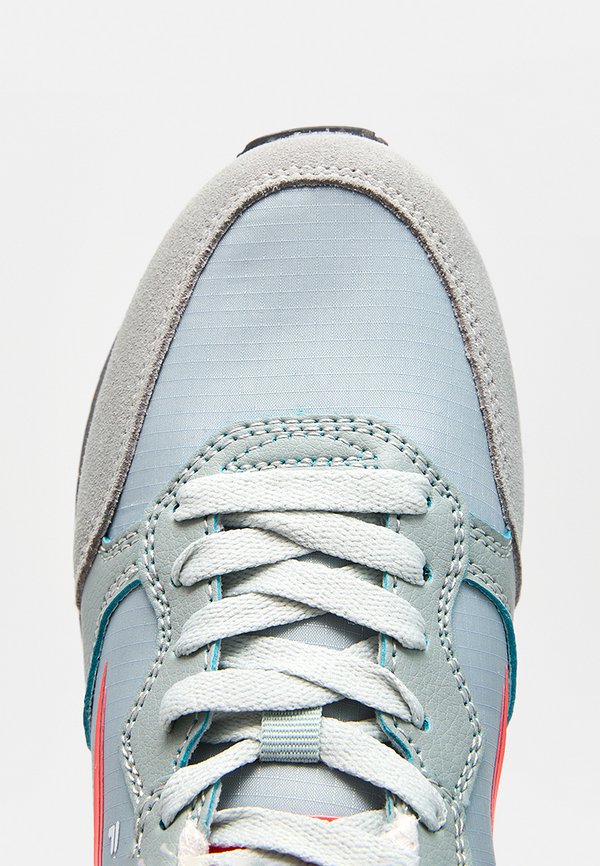 Fila HYPERT