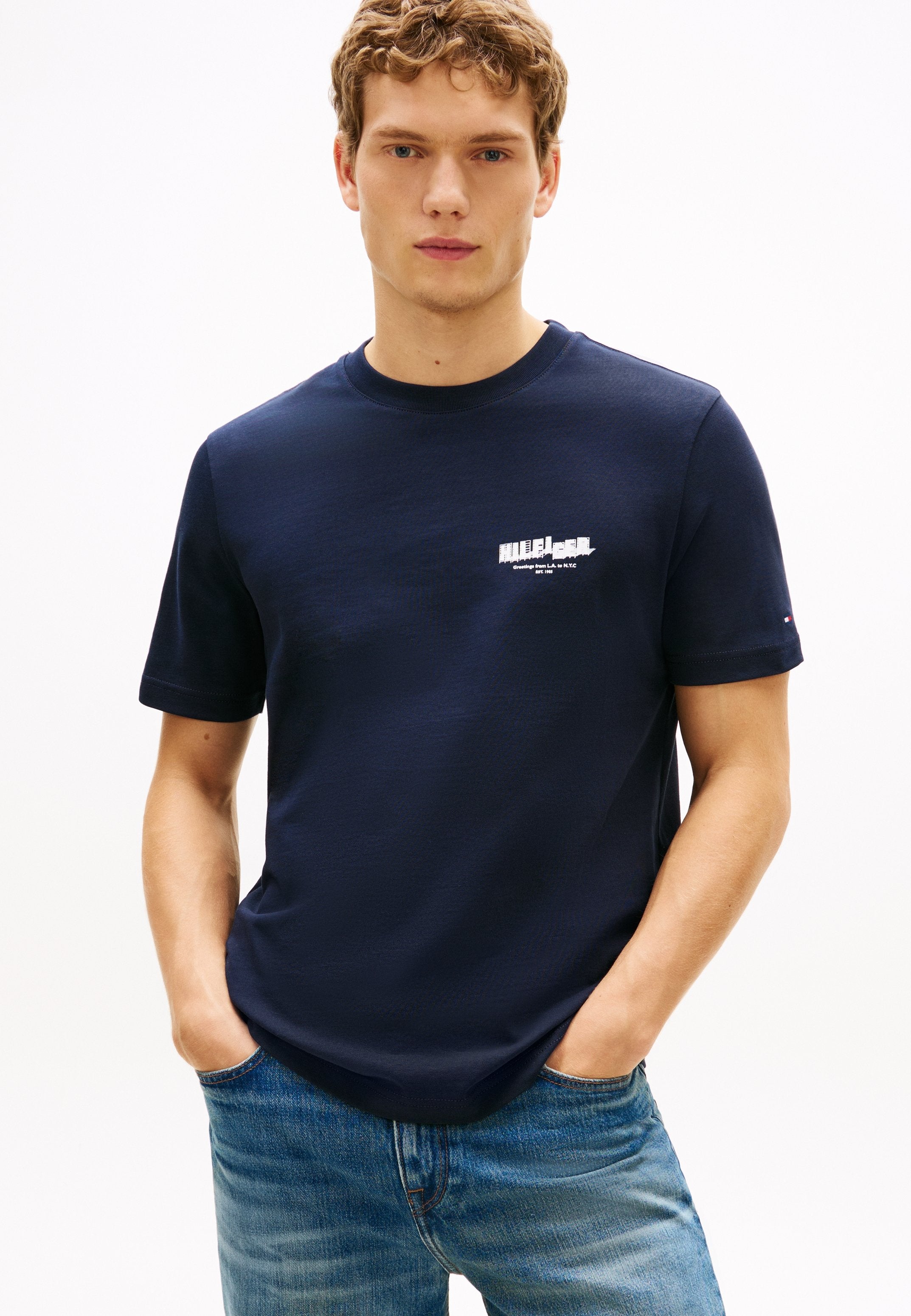 PHOTO PRINT JERSEY CREW NECK T-SHIRT Media 4