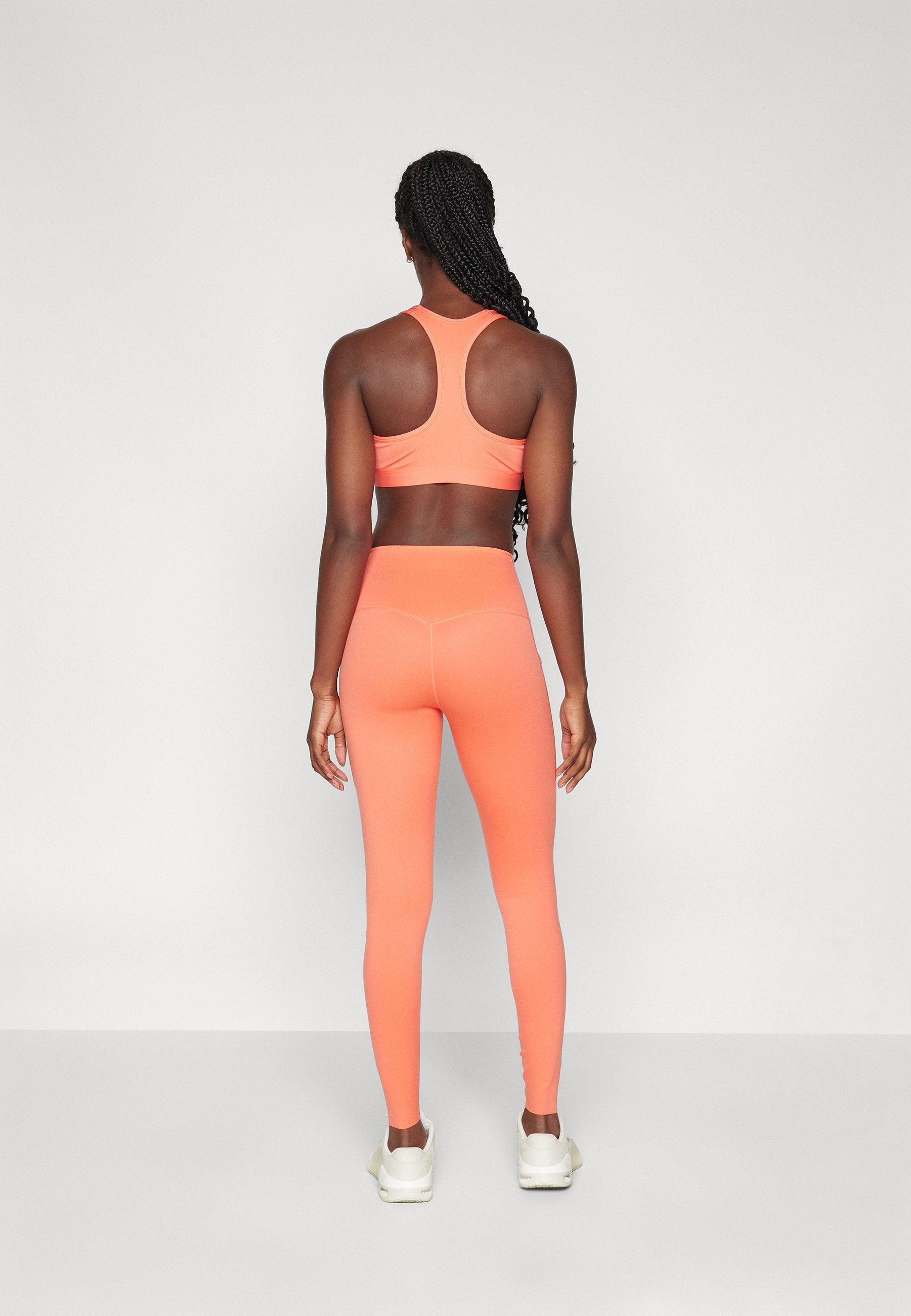 Nike Performance GO