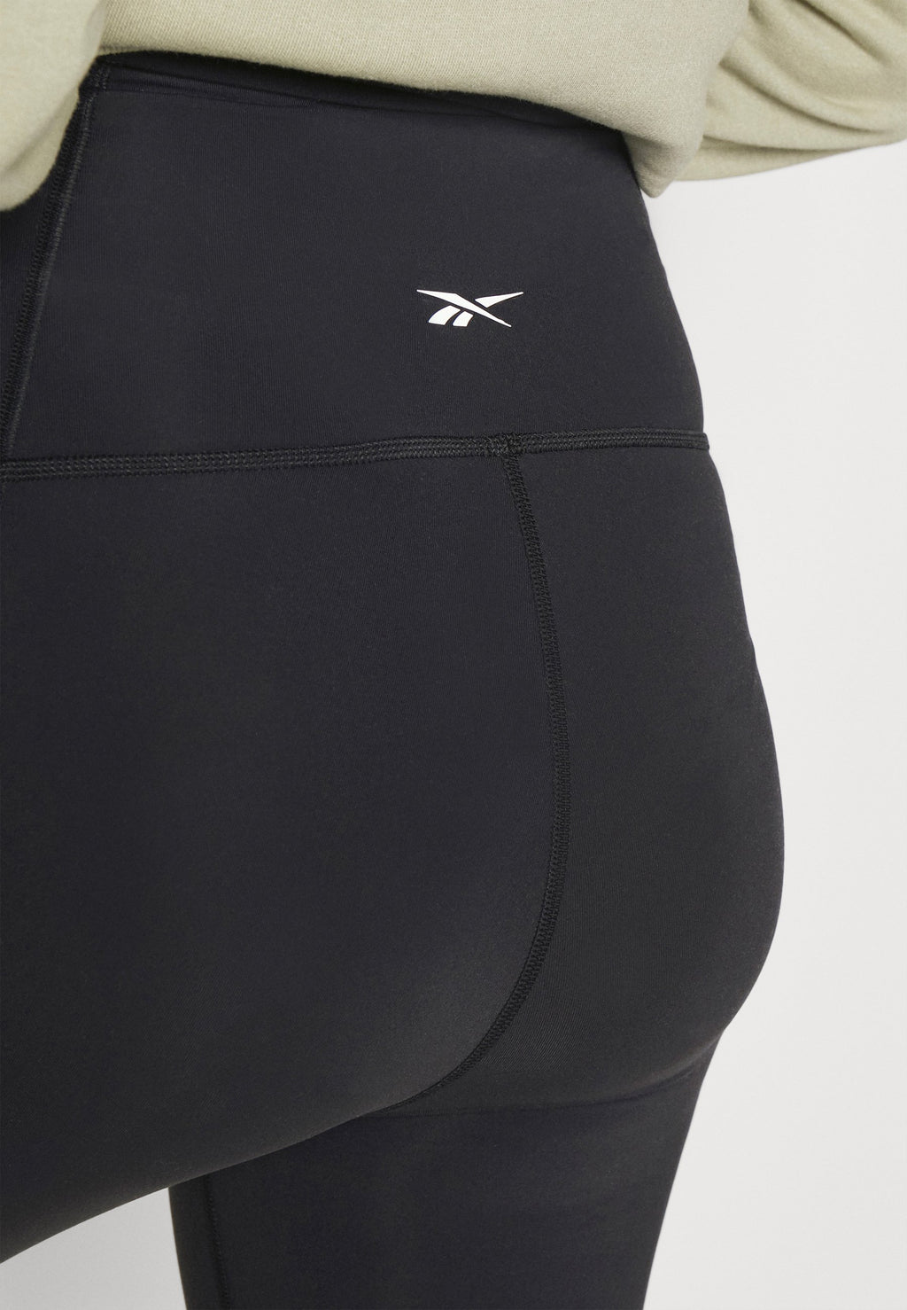 Reebok LUX SHORT
