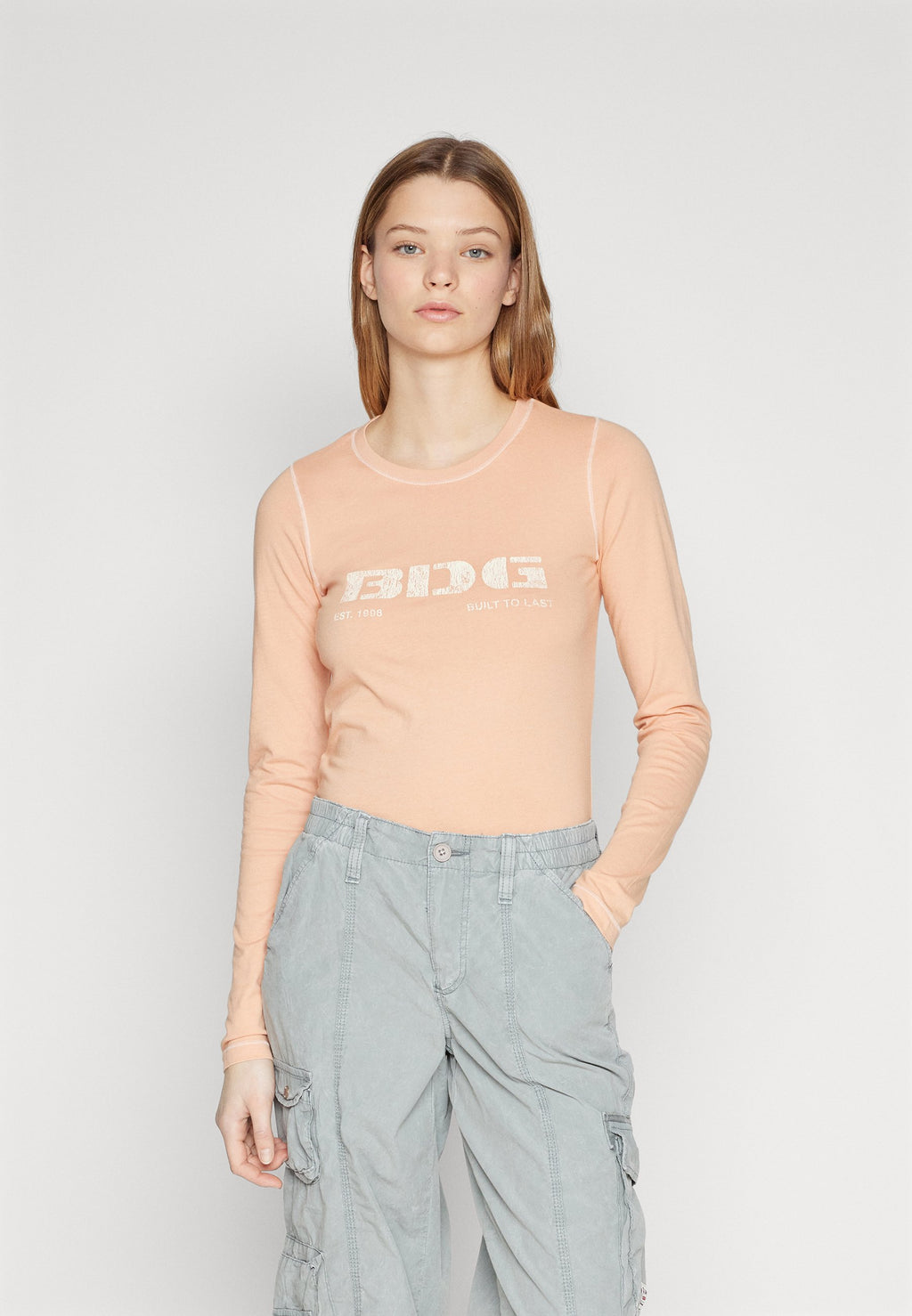 BDG Urban Outfitters STENCIL LOGO BABY TEE