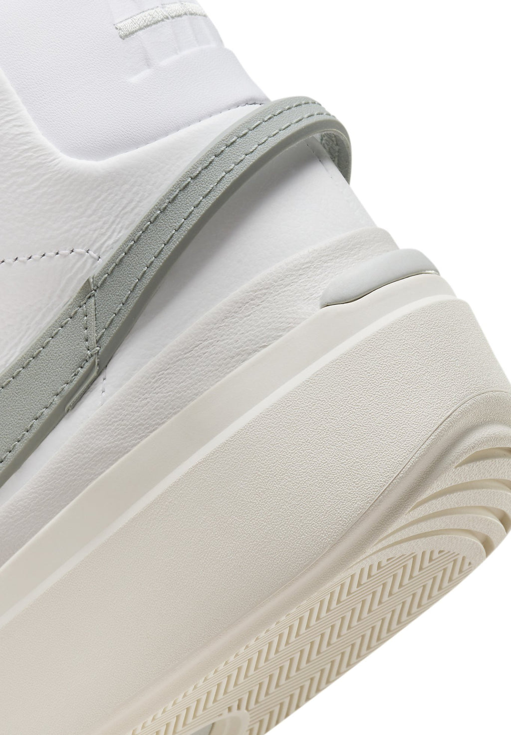 Nike Sportswear MID