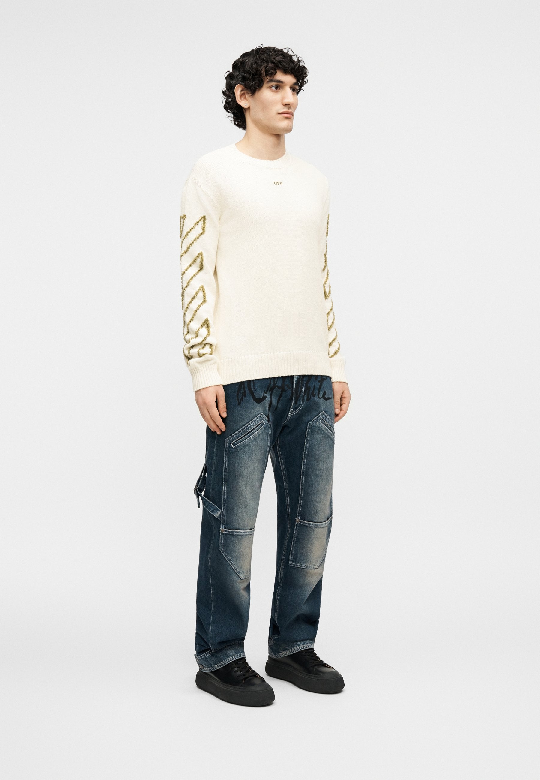 OFF-WHITE DIAG OUTLINE CREW NECK