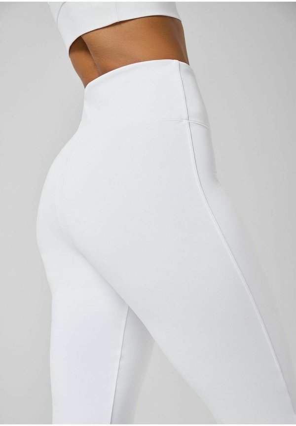 Casall GRACE FLARE SLIT