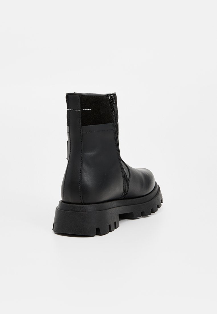 MM6 Maison Margiela