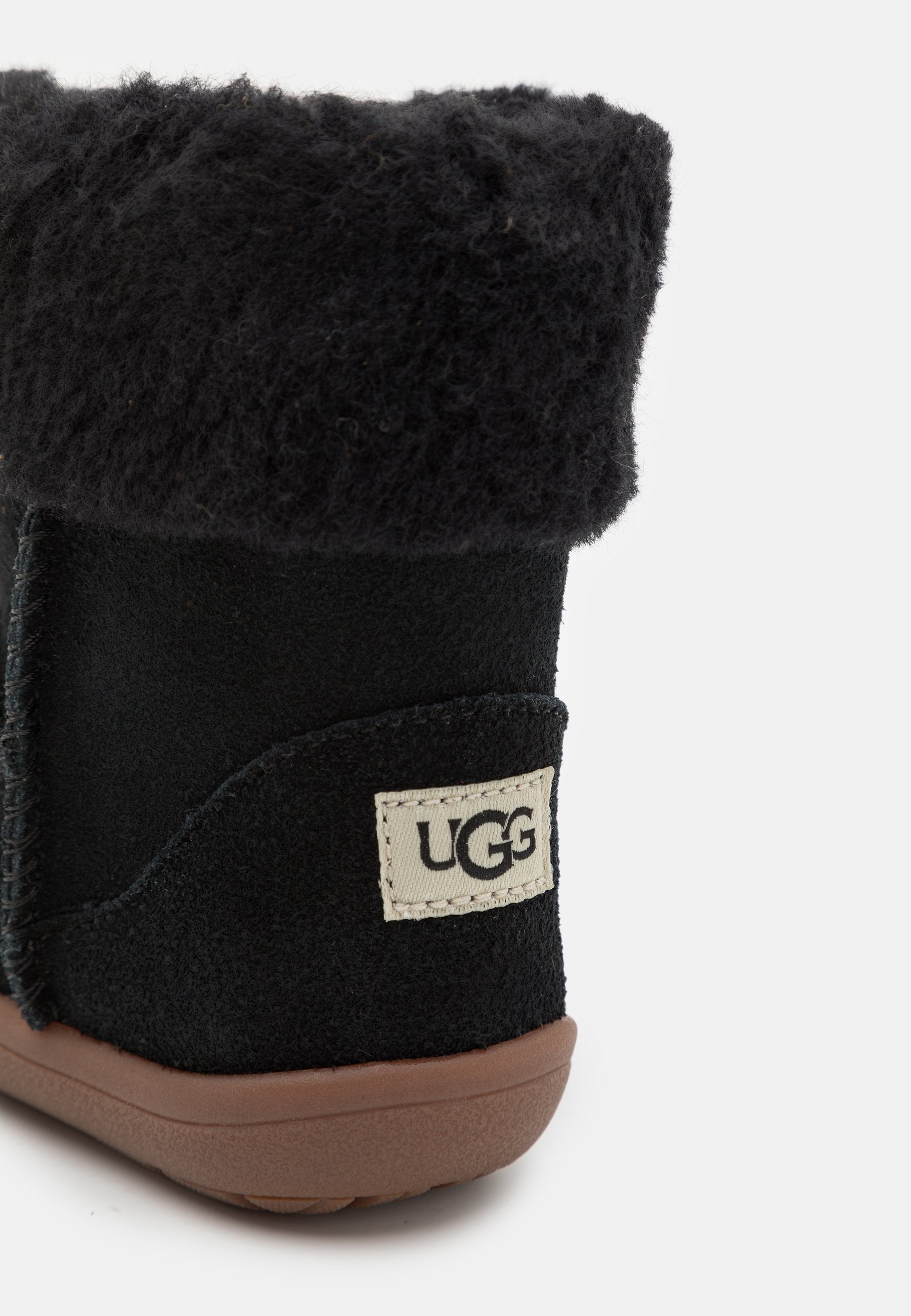 UGG SAMMEE UNISEX