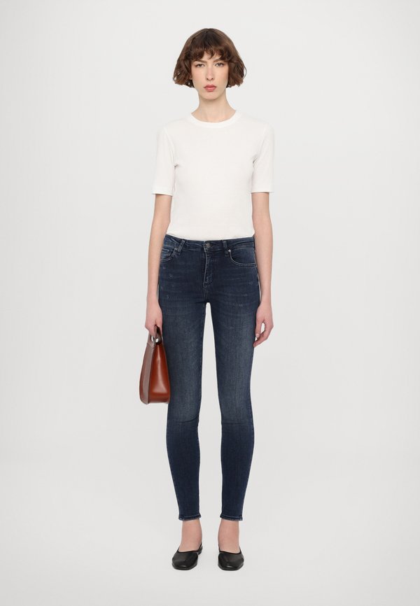 Armani Exchange PANT