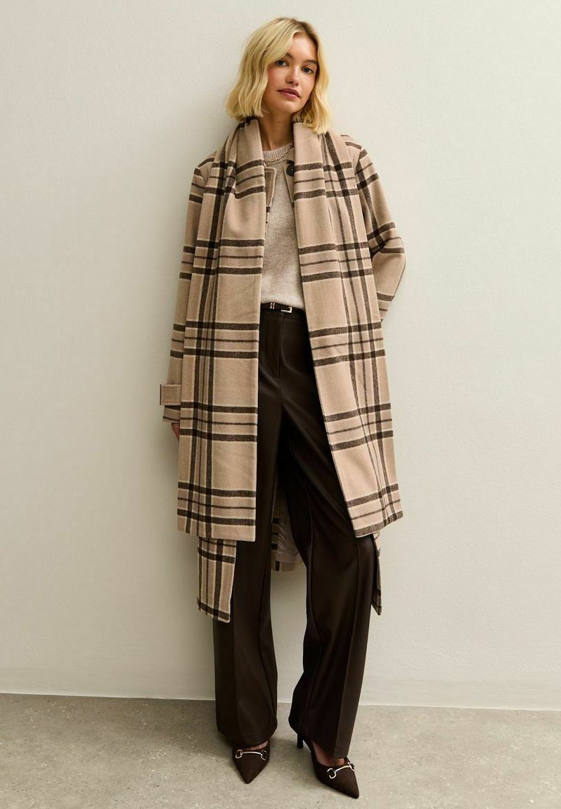 New Look CHECKED COLLARED MATCHING SCARF