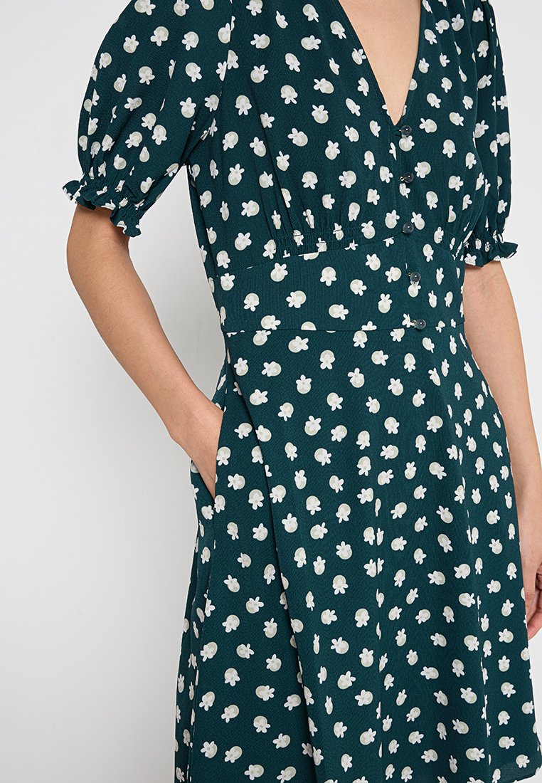 kate spade new york