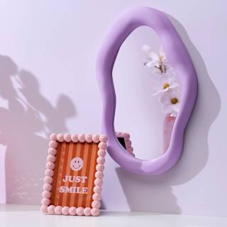 Bilderrahmen aus Polyresin, Smiley, rosa (13x18 cm) dm home