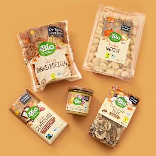 Schokolade Nougat mit Nüssen & Cranberrys dmBio
