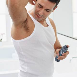 Antitranspirant Deospray Clean Comfort Dove MEN+CARE
