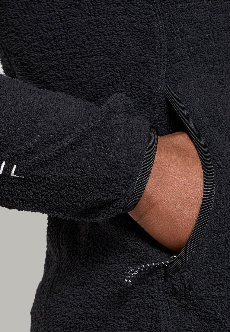Nike Performance