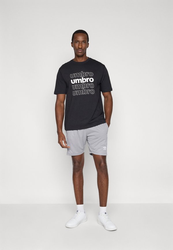 Umbro CORE