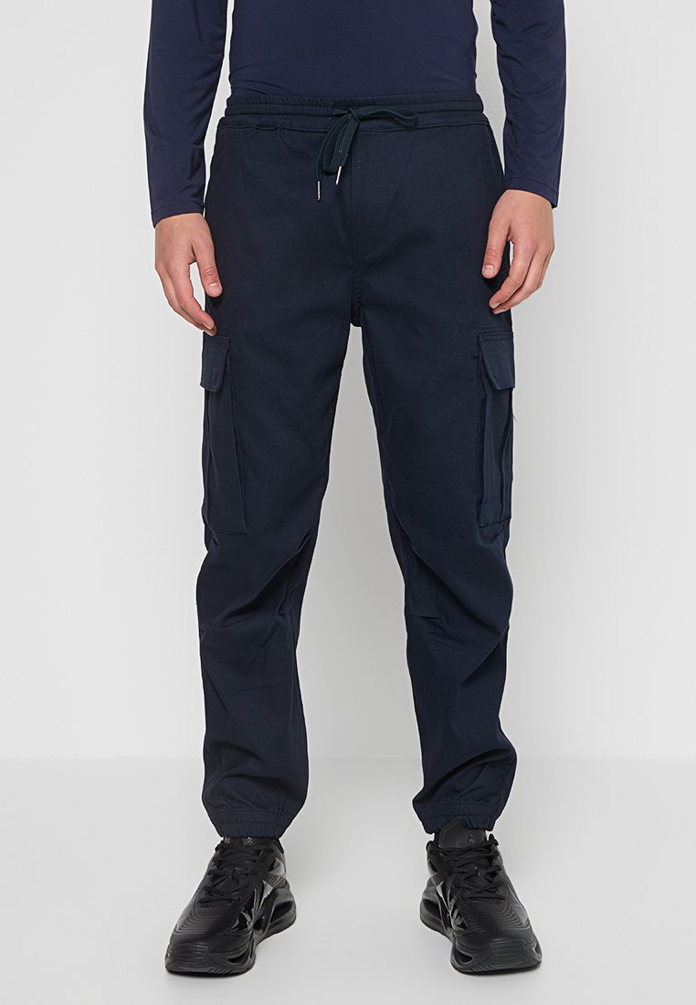 Armani Exchange Cargohose Media 1