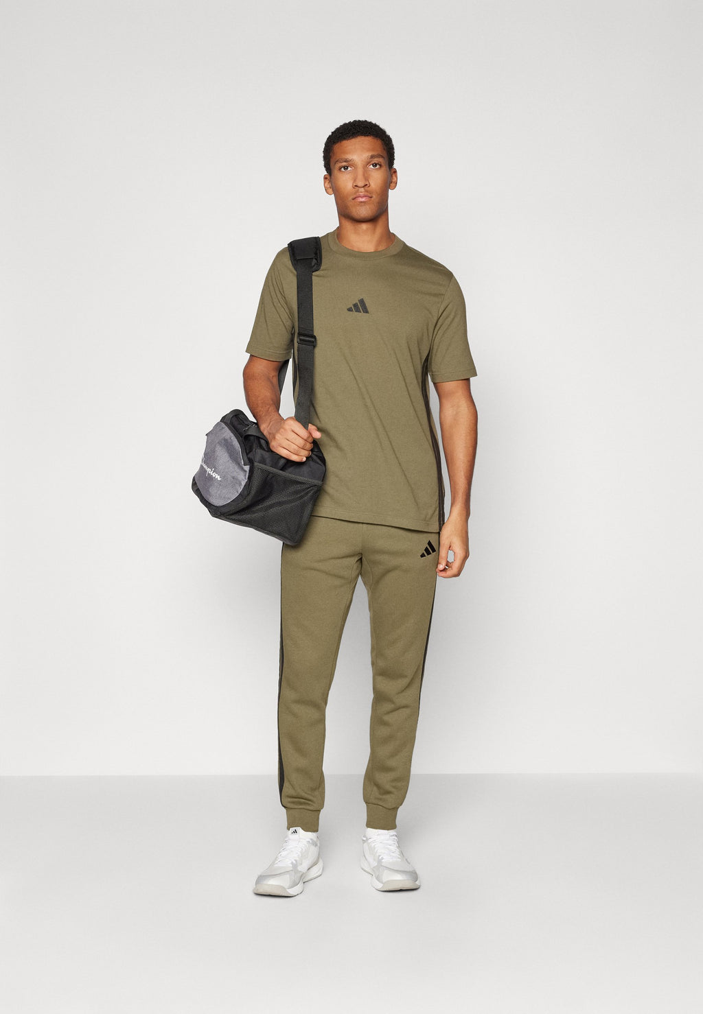 adidas Sportswear ESSENTIALS THREE STRIPES SINGLE