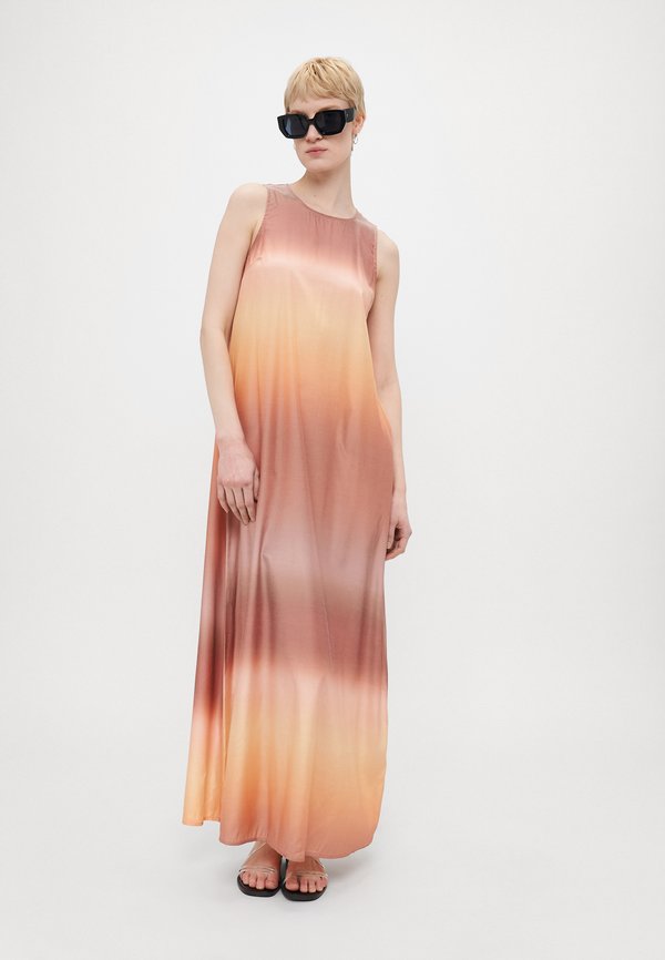 Vero Moda Tall VMELIA OMBRE ANKLE DRESS