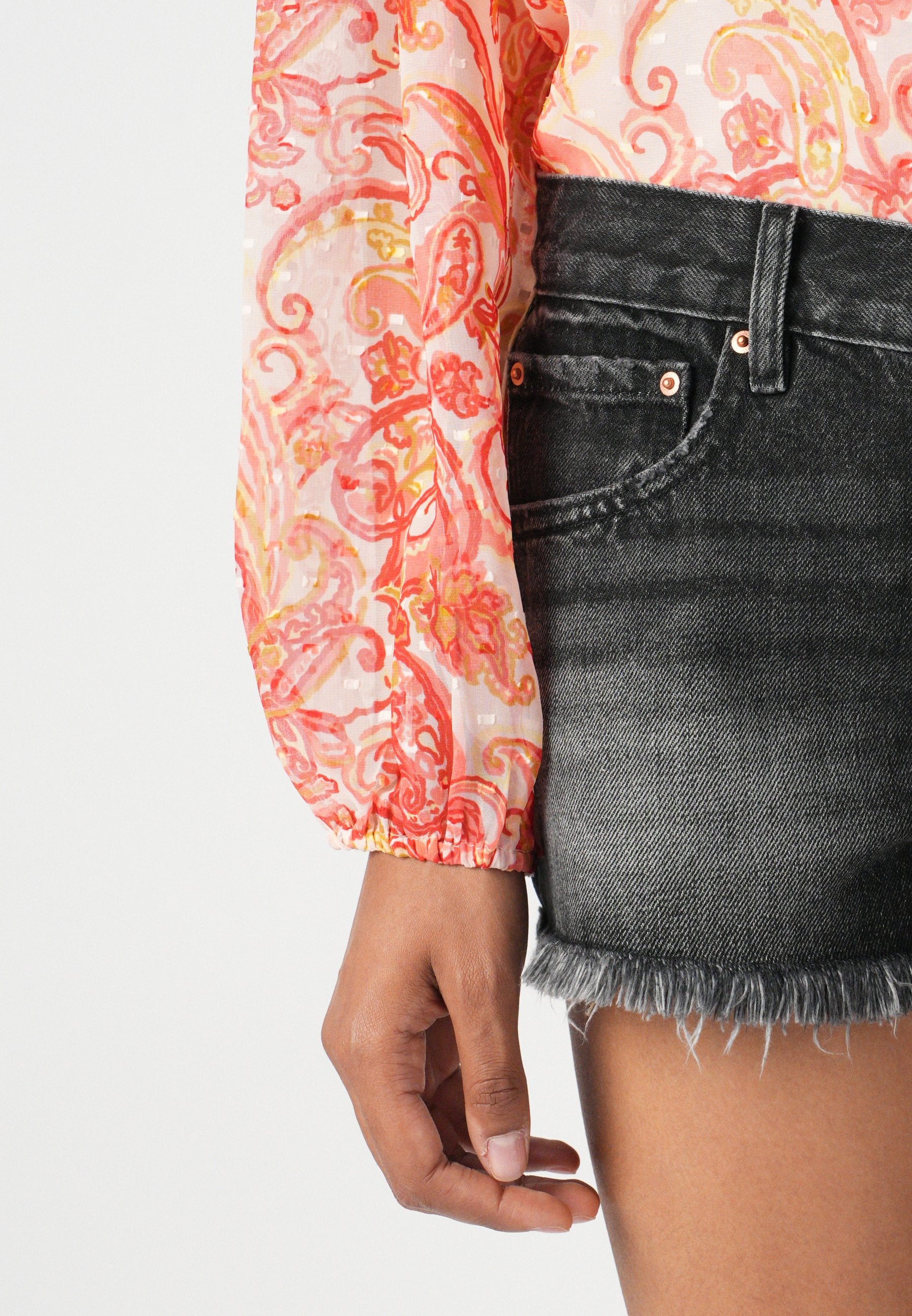 Gina Tricot LOW