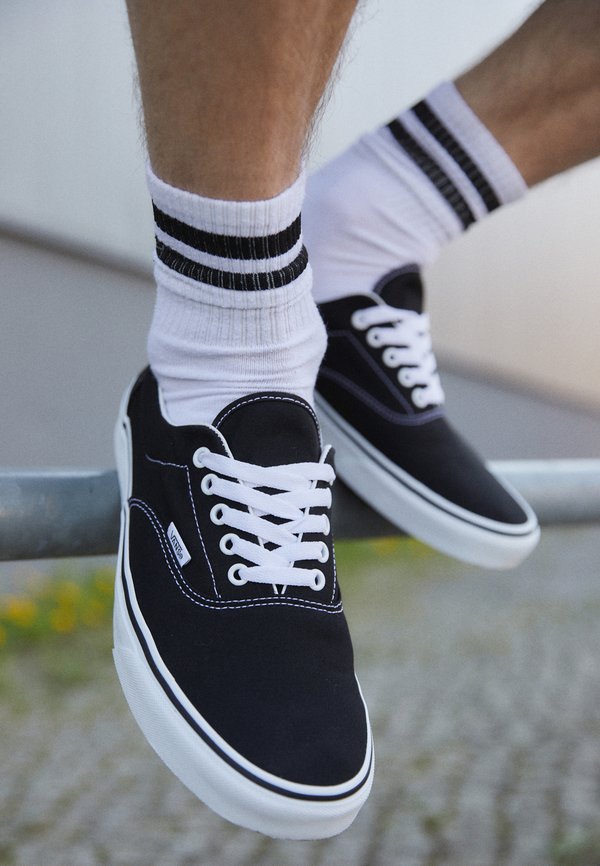 Vans UA ERA