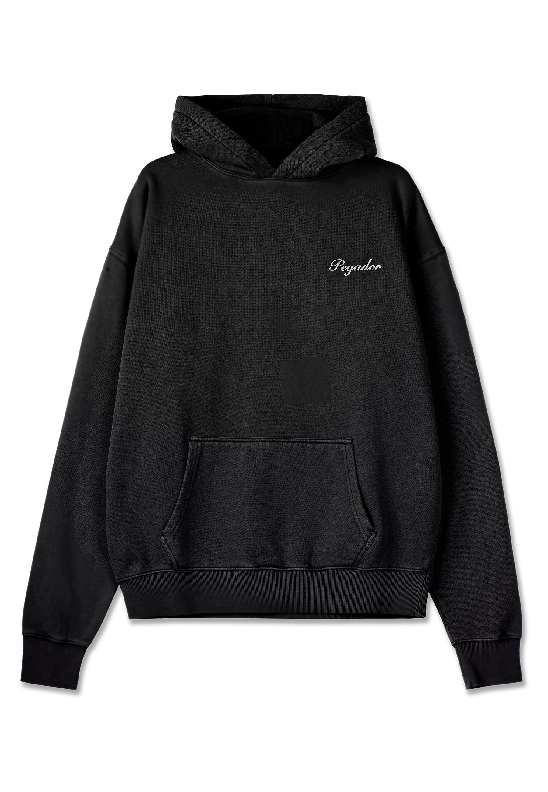Schwarzer Kapuzenpullover aus einem Baumwollmix. Mit einer Kängurutasche und gesticktem "Pegador"-Logo auf der Brust. Verstellbare Kapuze.