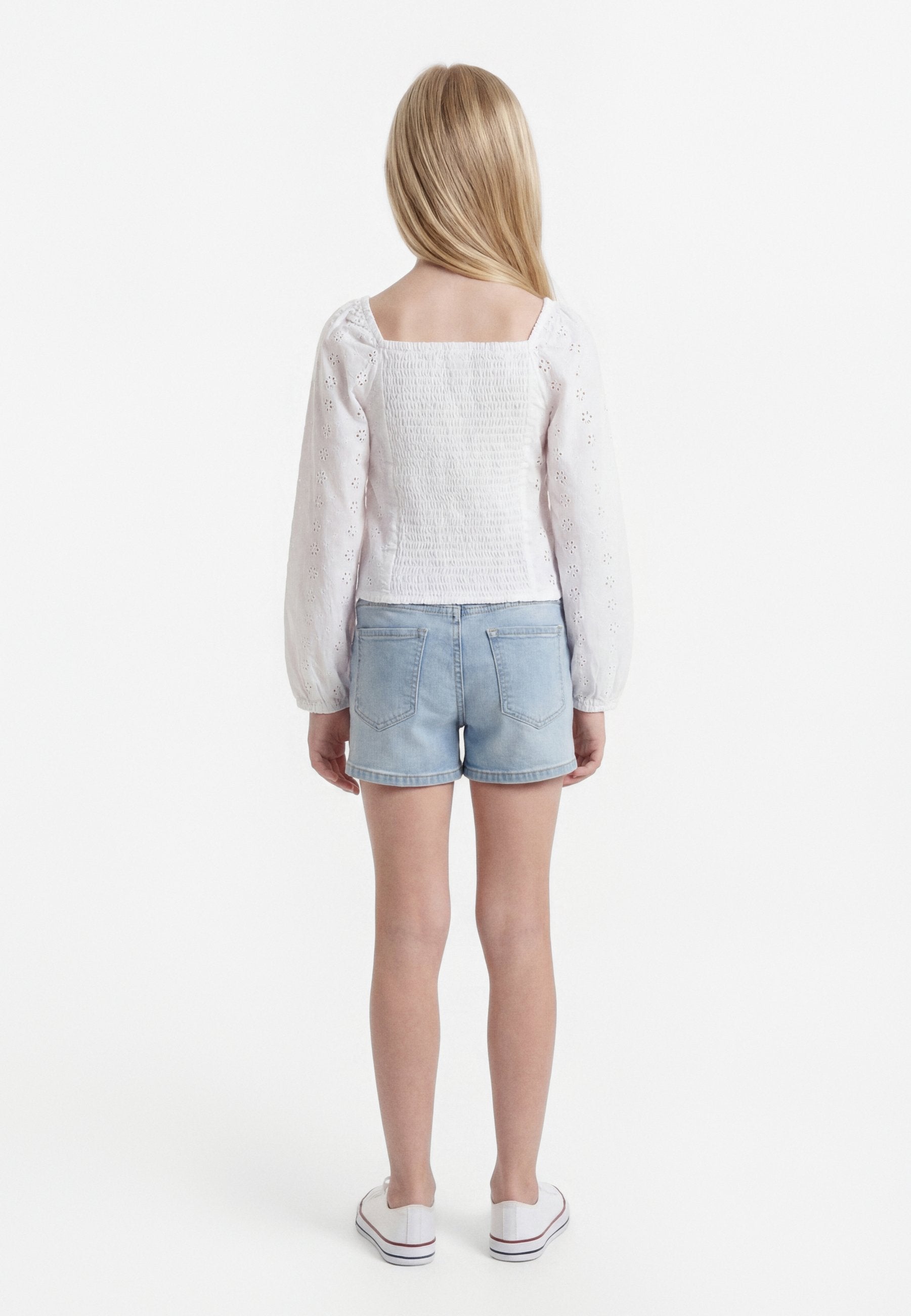 ONLY GIRLS KOGPILEA
