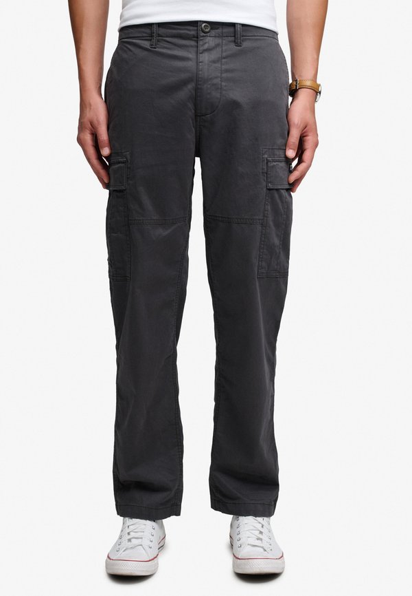 Superdry & Co SUPERDRY REGULAR TAPERED CARGO PANTS.. - Cargo trousers - blackboard