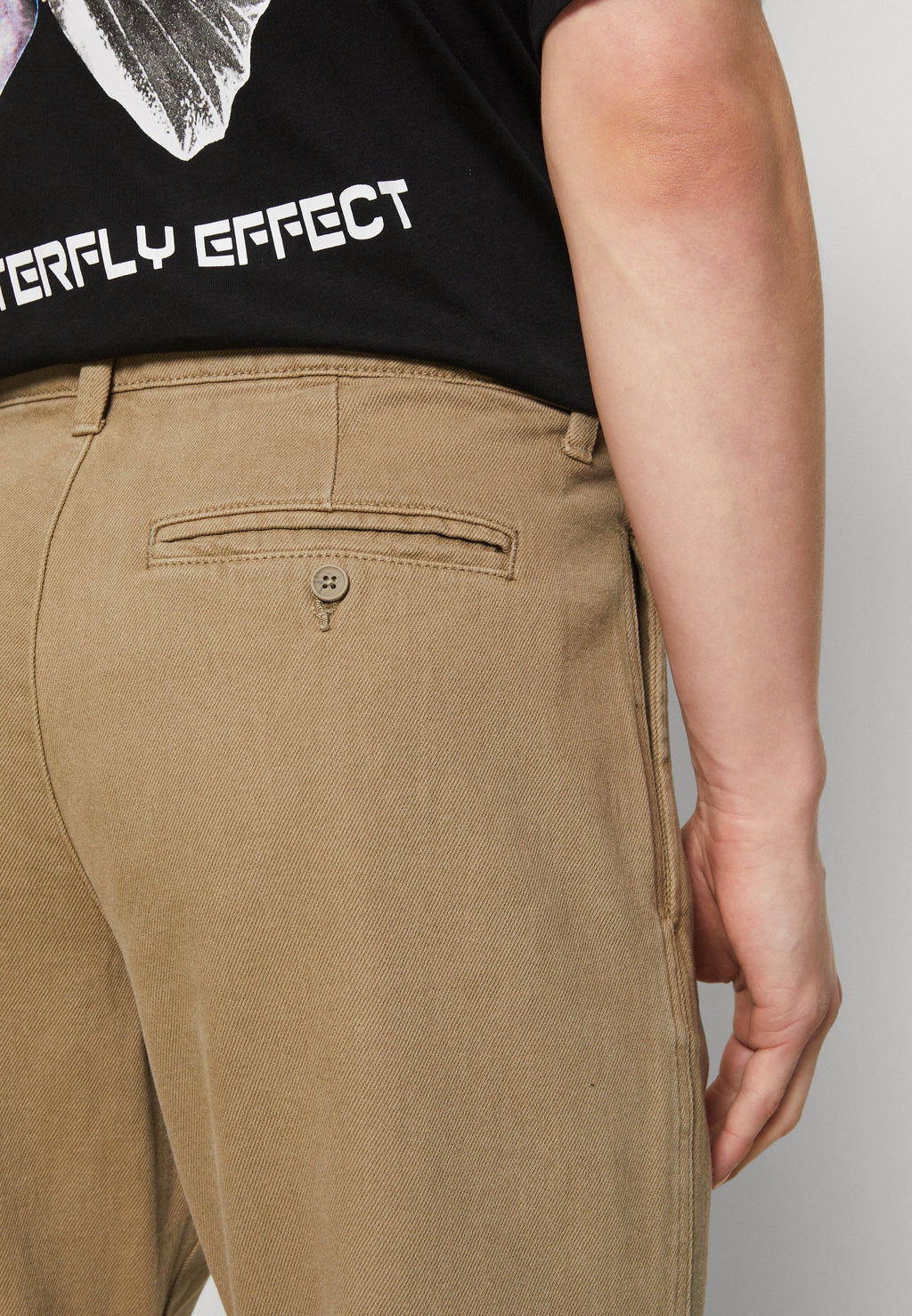 ONSAVI PANT Media 6