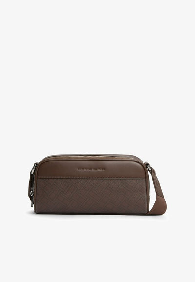 Tommy Hilfiger EMBOSSED FLAG CROSSBODY CAMERA BAG - Camera bag - coffee bean