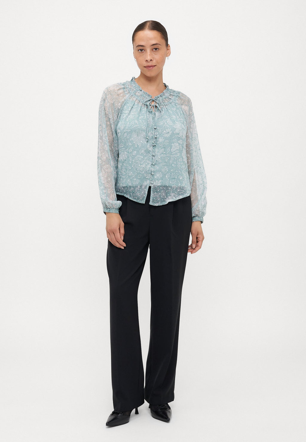 ONLELIZA LIFE V NECK STRING Media 2