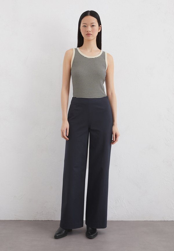 Marc O'Polo WIDE LEG AT WAIST WITH DARTS WELT POCKET AT BACK