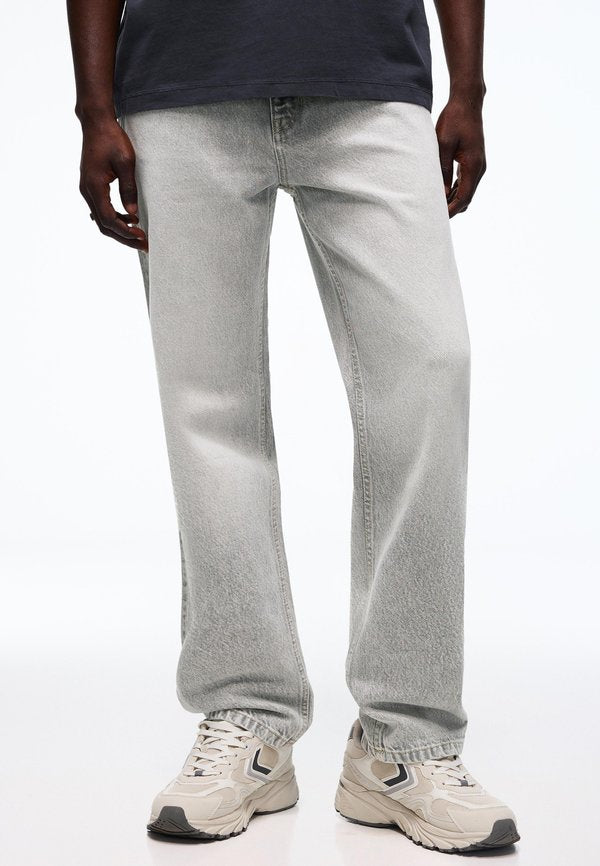 Bershka Straight leg jeans - grey