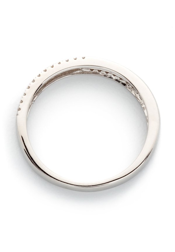 Le Diamantaire REVERSAL 0.1 CT DIAMOND