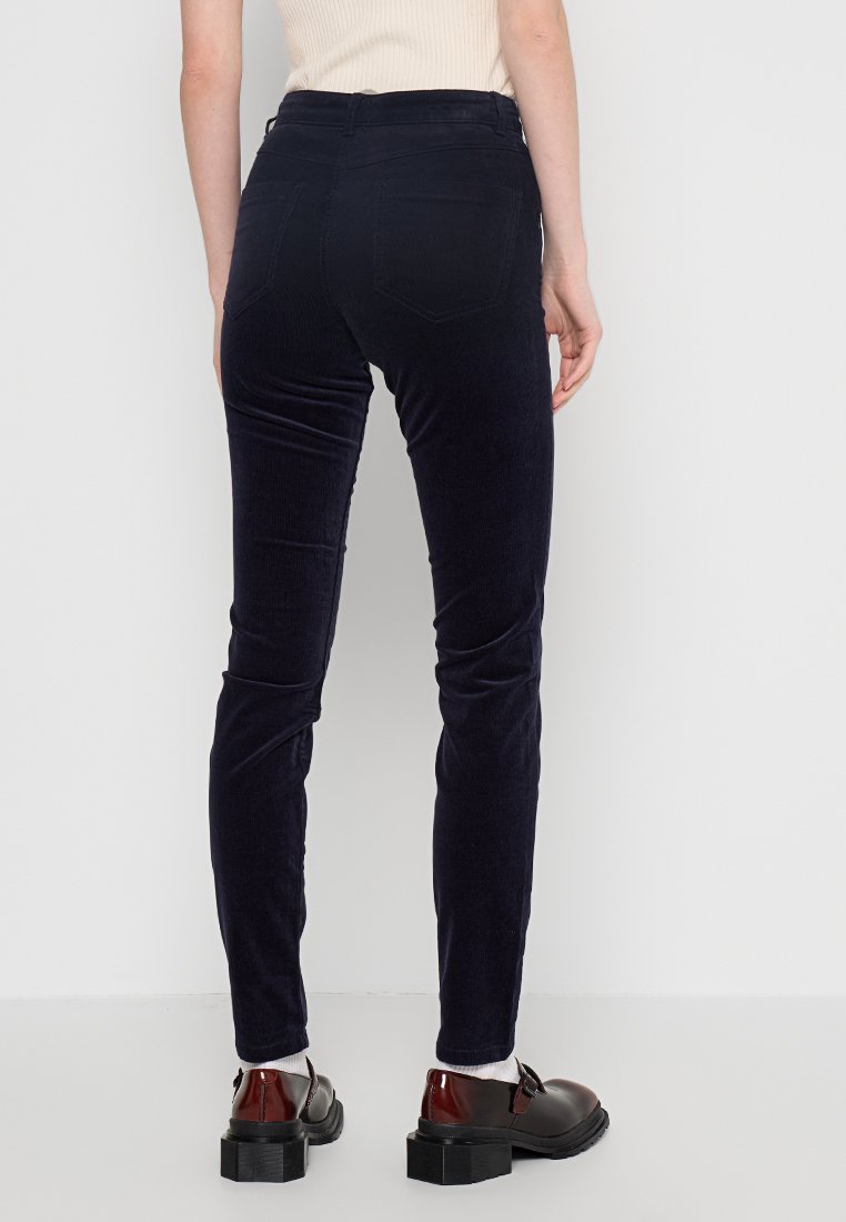 s.Oliver Jeans Slim Fit Media 3
