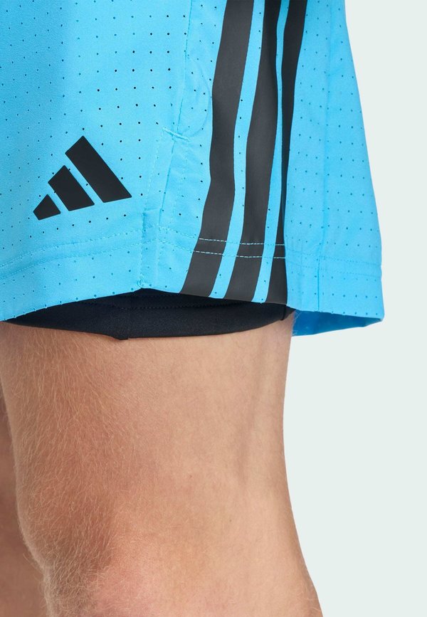 adidas Performance TECH ESSENTIALS WORKOUT