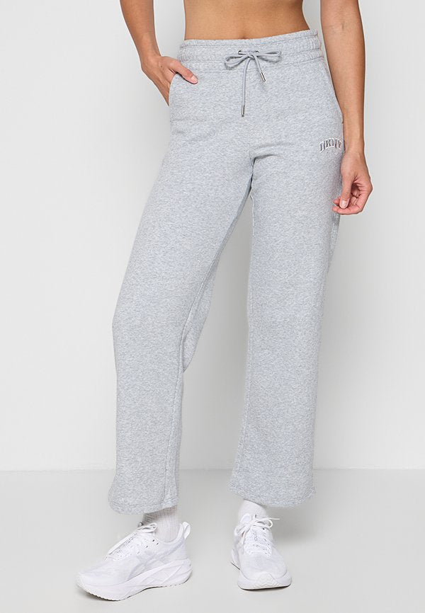 DKNY Sport
