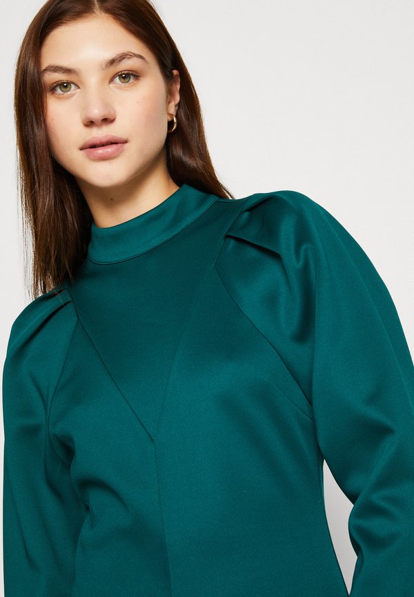 NIKKIE NADINE DRESS