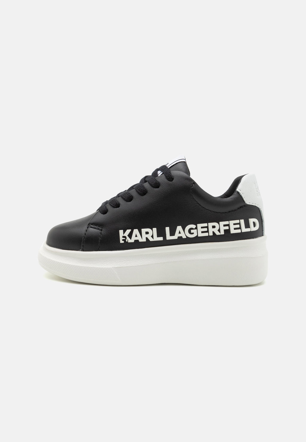 TRAINERS UNISEX Media 1