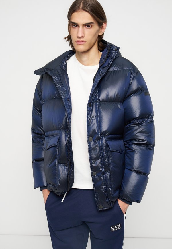 EA7 Emporio Armani